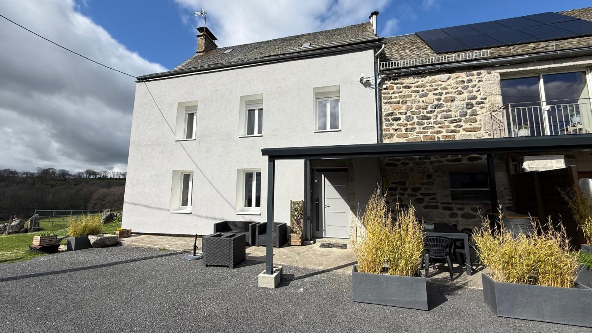 Fontanies En Aubrac Villa Laguiole Luaran gambar